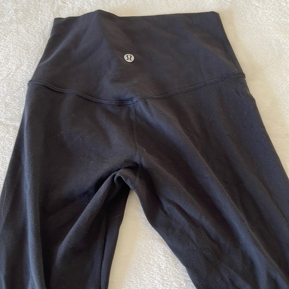 Lulu lemon cropped black - Picture 1 of 3